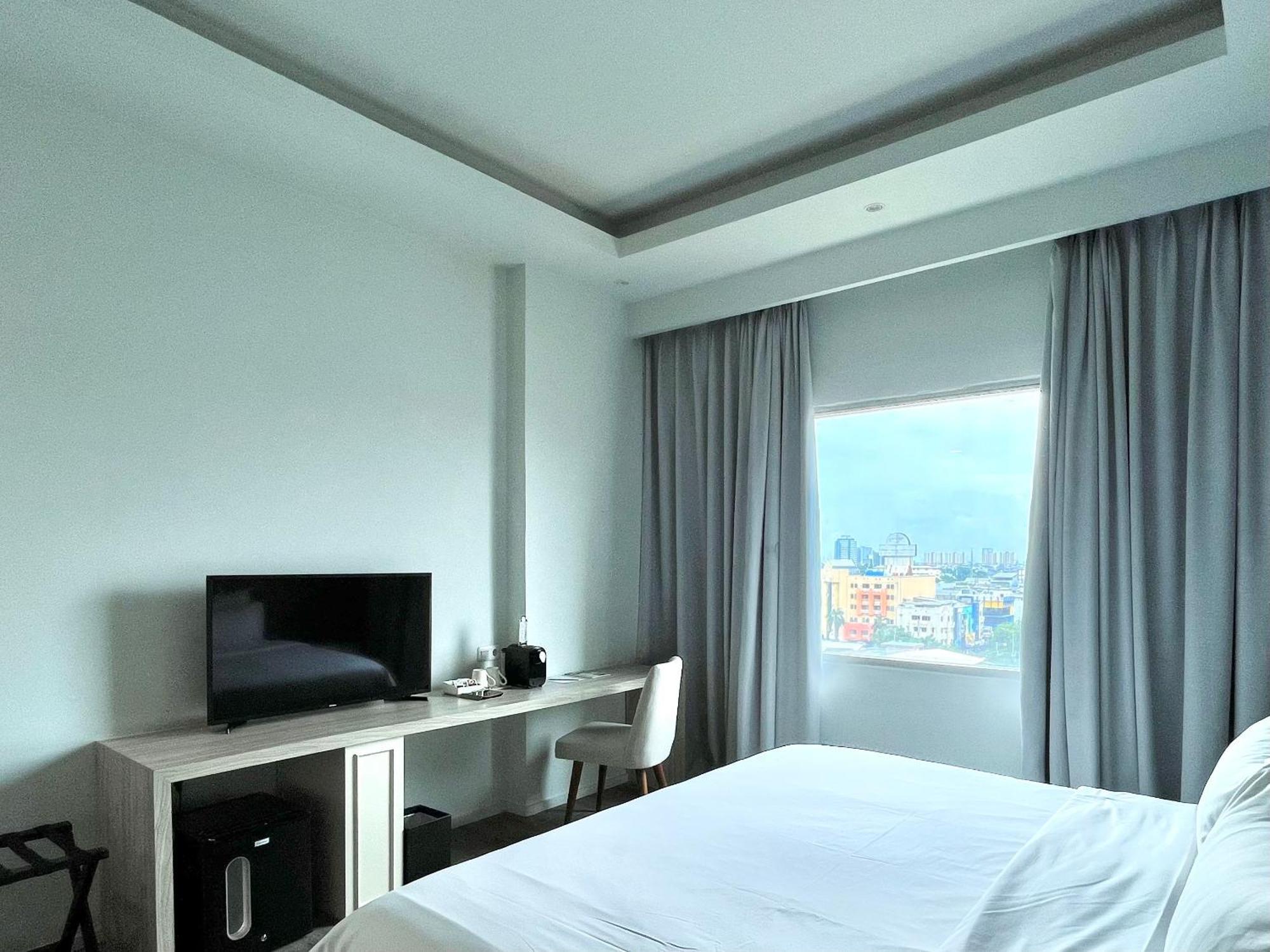 Sparks Life Jakarta, Artotel Curated Eksteriør billede