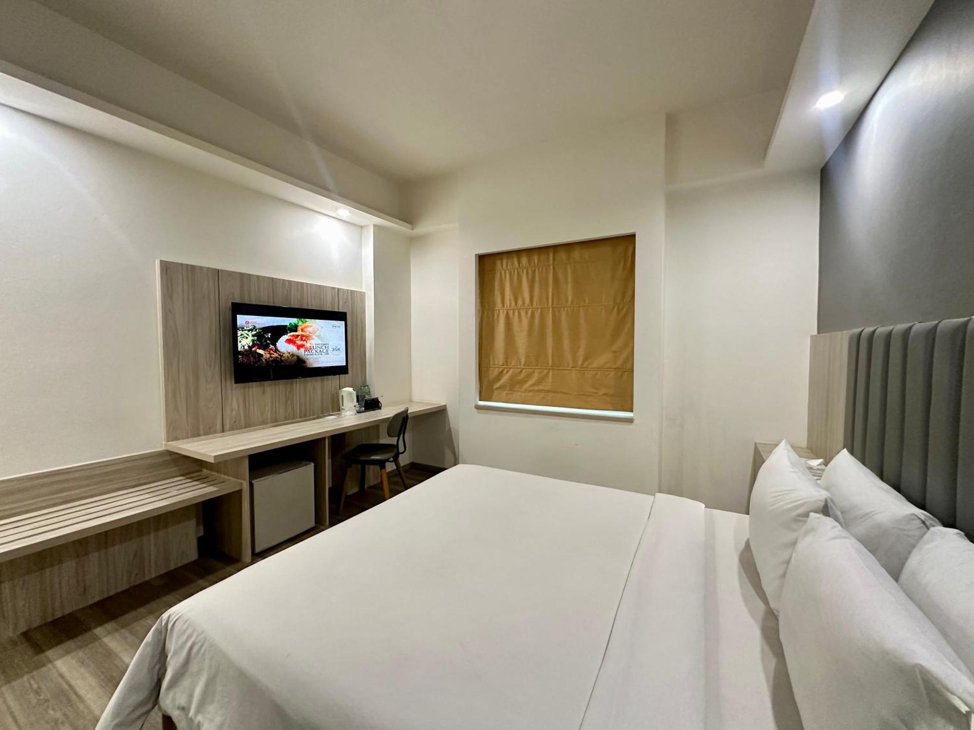 Sparks Life Jakarta, Artotel Curated Eksteriør billede