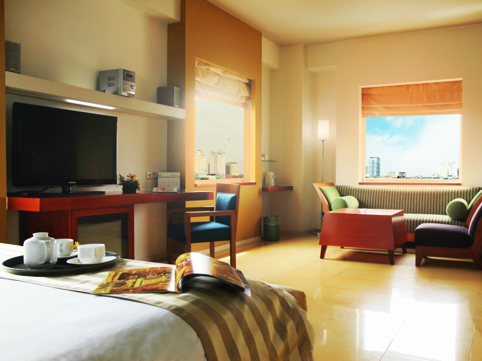 Sparks Life Jakarta, Artotel Curated Eksteriør billede